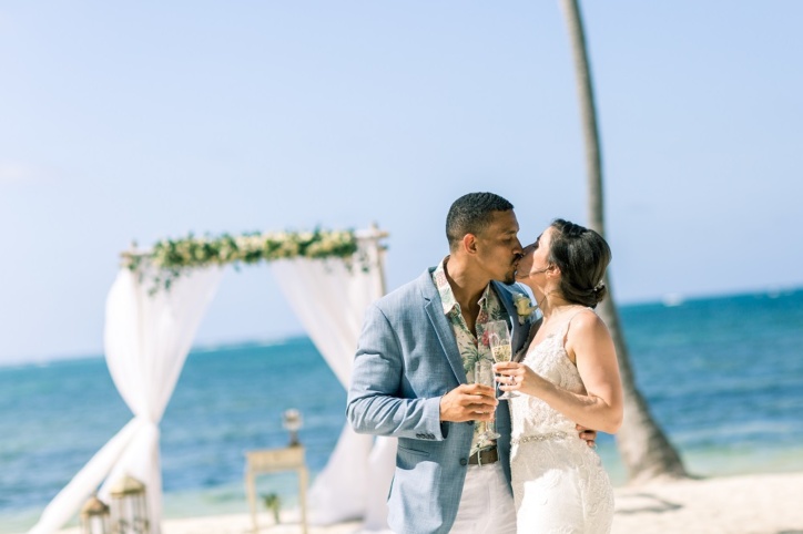 Romantic wedding in the Dominican Republic (Galina and Kenon)